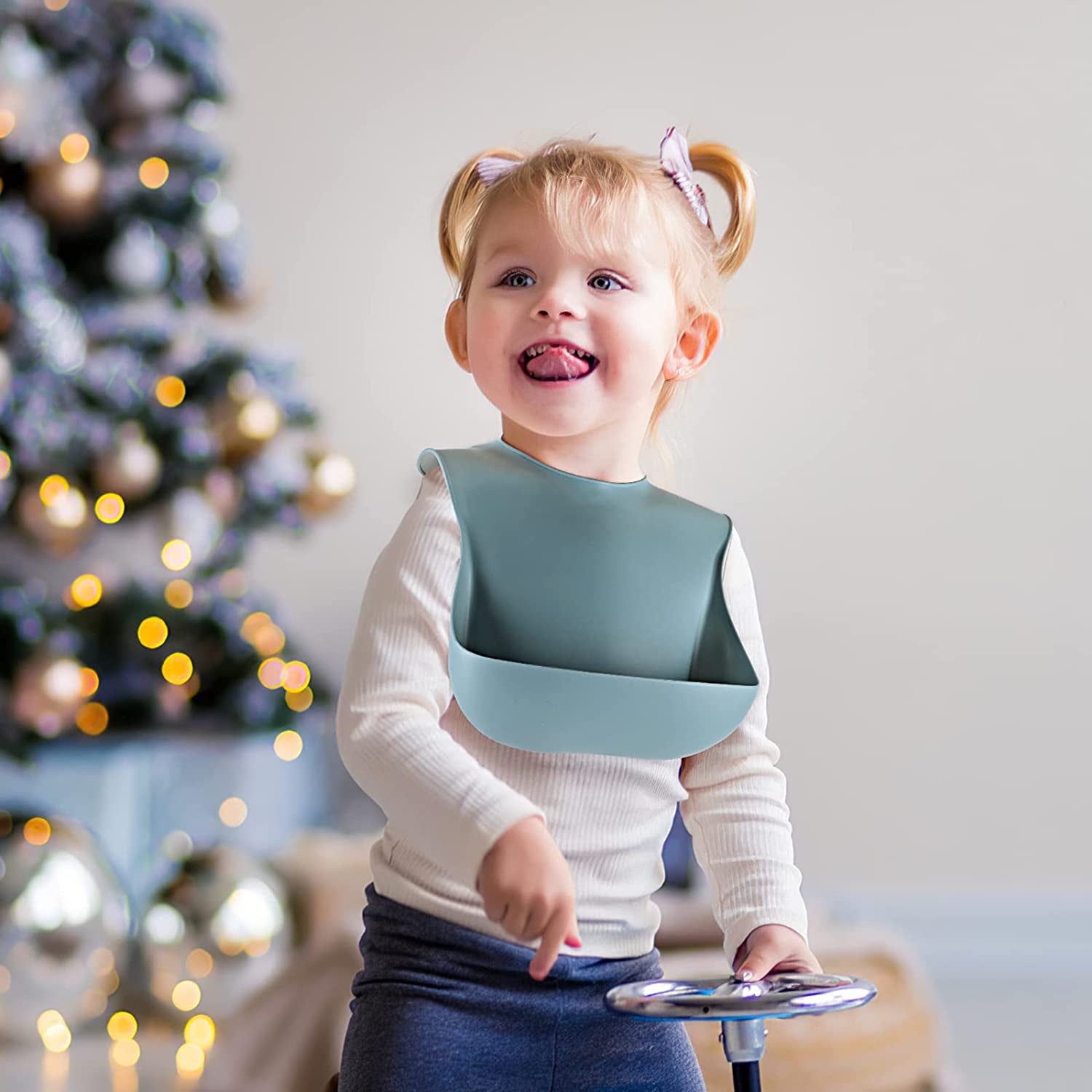 Silicone Baby Bibs for Babies & Toddlers Set of 3, BPA Free Unisex Soft Adjustable Fit Waterproof Feeding Bibs